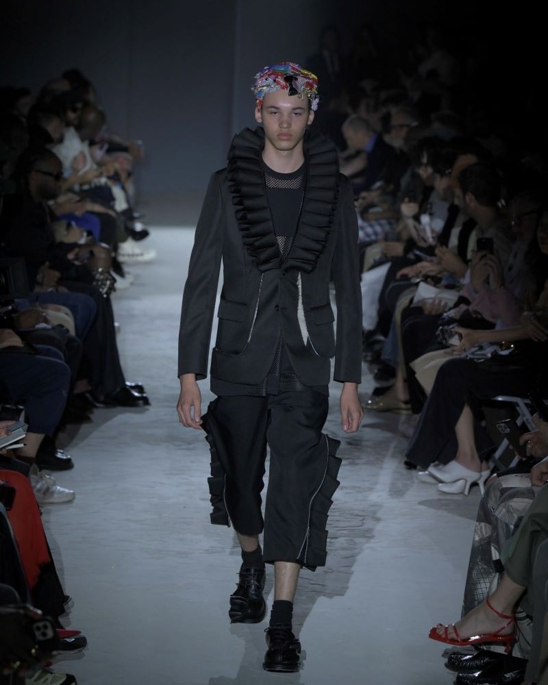 Un look Comme des garçons spring-summer 2025