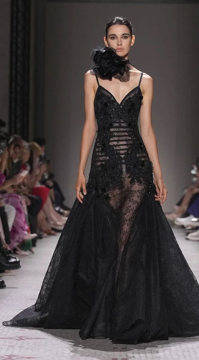 Un look Elie Saab haute couture fall-winter 2024/25 (courtesy Elie Saab)