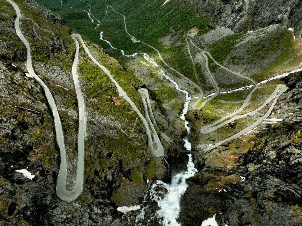 Le 10 strade pi&ugrave; panoramiche al mondo