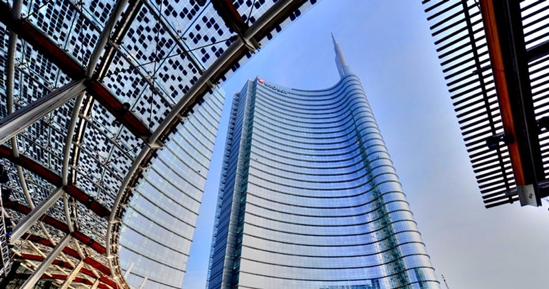 Unicredit frena sull’uscita alla Russia. La banca ricorre al Tribunale Ue sull’obbligo imposto dalla Bce: chiarire le regole