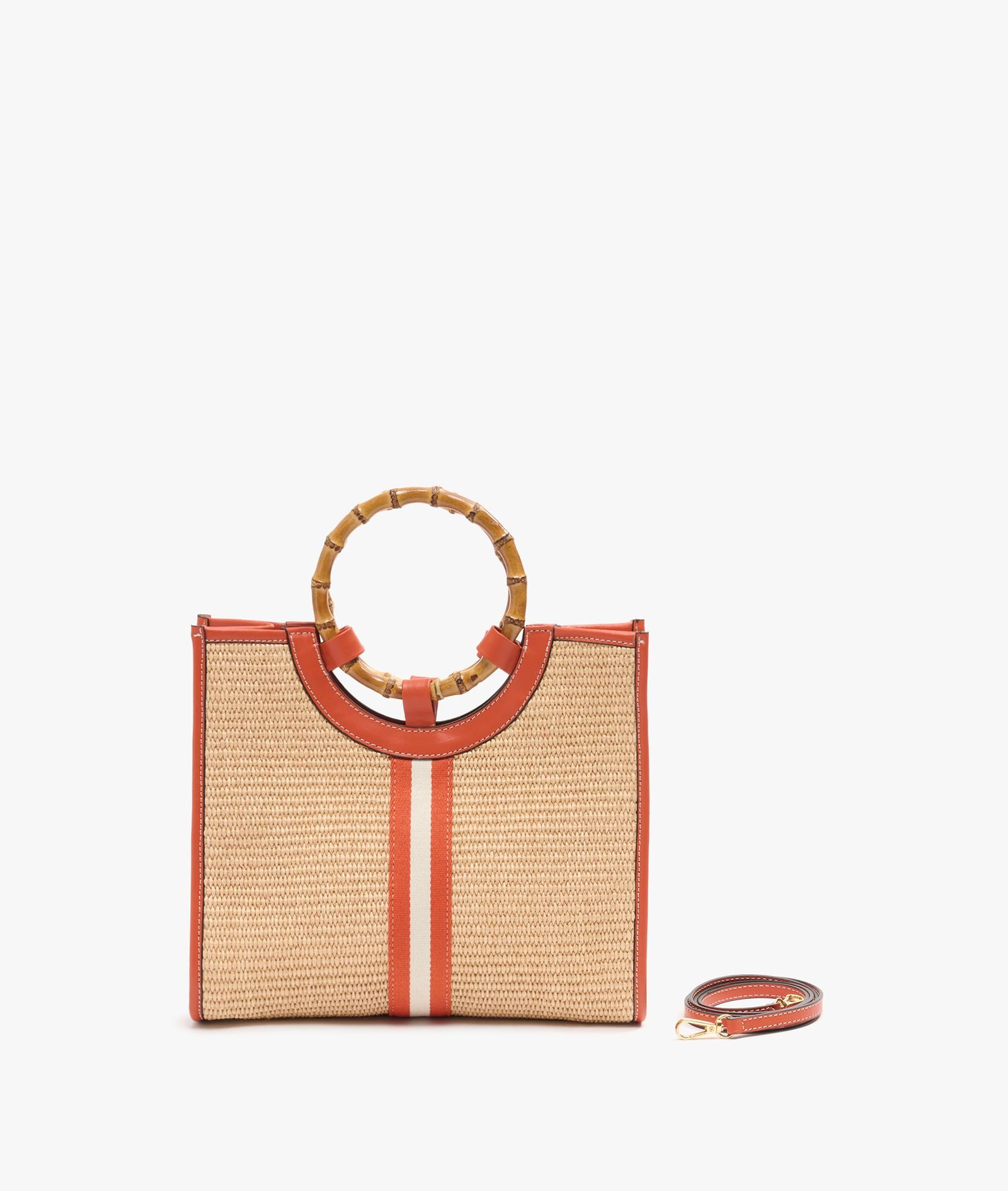 Con manici di bambù, My Style Bags (230 euro).