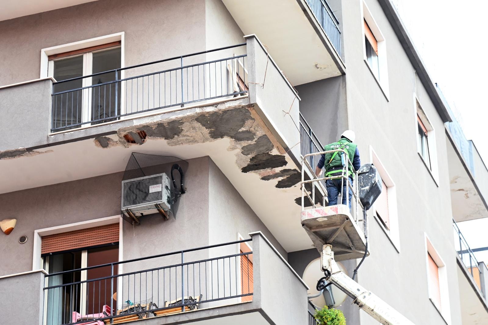 La Casa Green europea prevede sostegni simili al Superbonus. Che l’Italia ha smontato. E che invece va ripensato