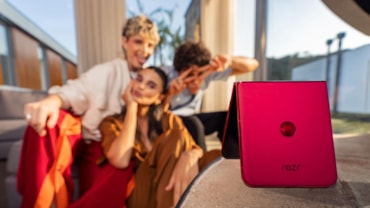 Motorola razr 50 ultra, uno smartphone pieghevole perfetto da usare anche con il display esternoMotorola razr 50 ultra, uno smartphone pieghevole perfetto da usare anche con il display esterno