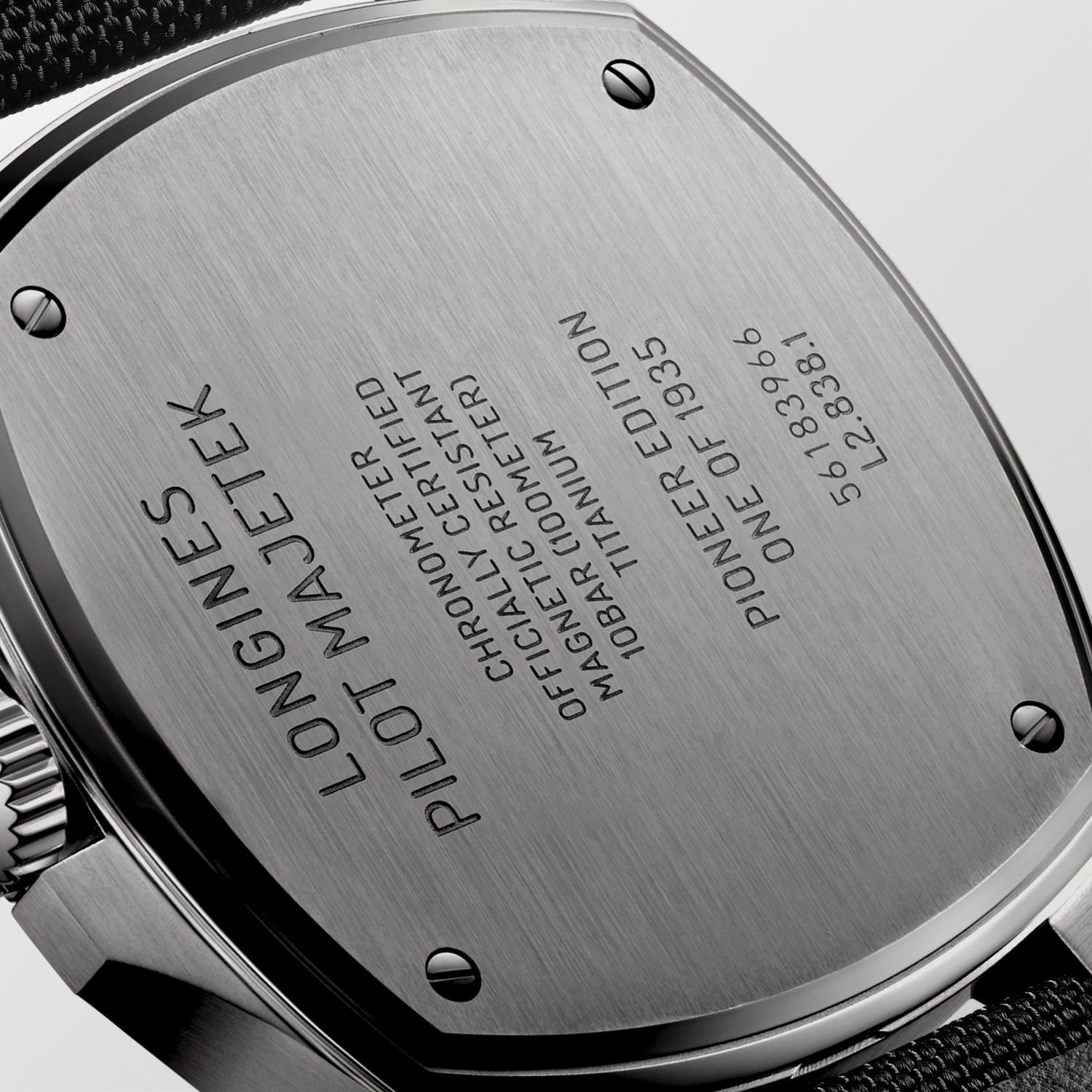 Con Pilot Majetek Pioneer Edition il titanio prende il volo