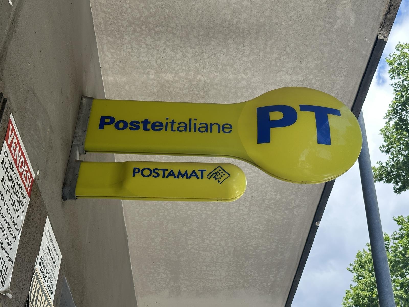 La Bei investe quasi mezzo miliardo di euro in Poste Italiane
