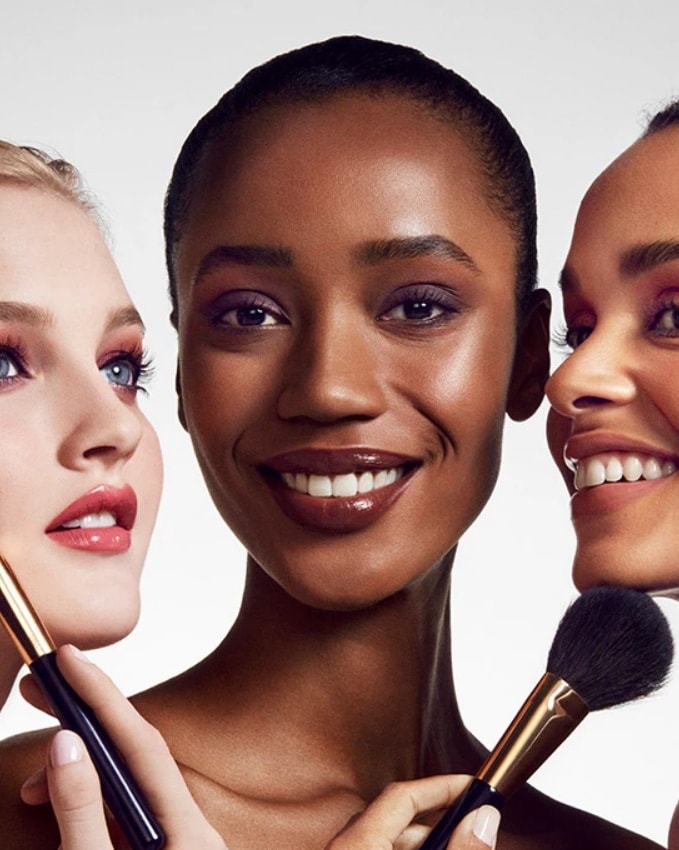 Un adv Estée Lauder (ph official website)