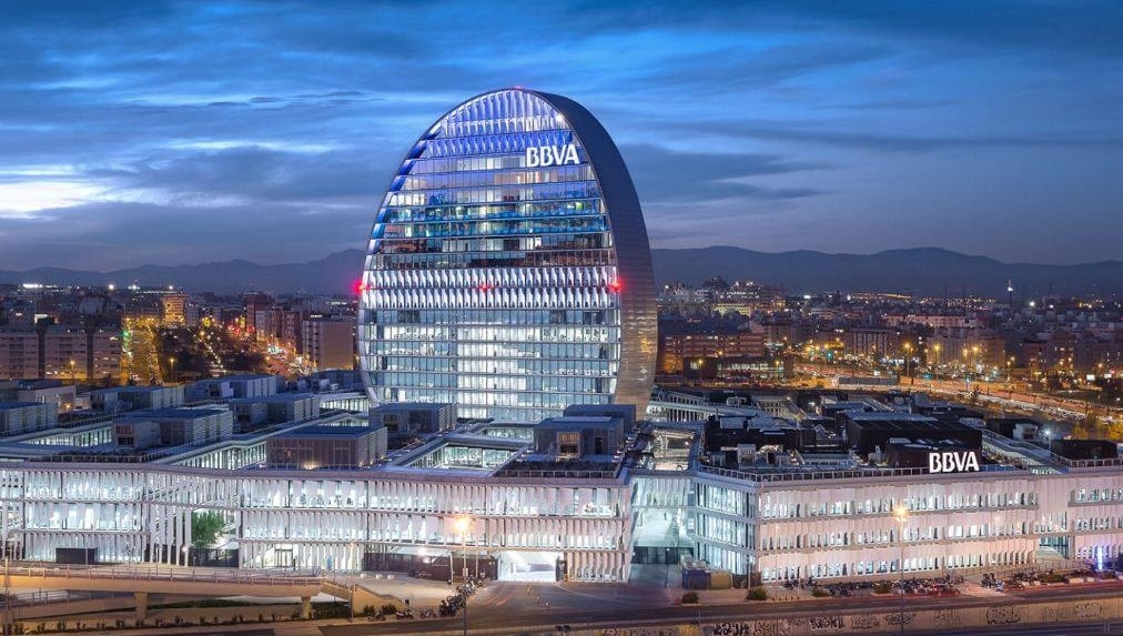 Banche, chi fa i conti con Bbva: ecco le offerte e i piani del big spagnolo in Italia