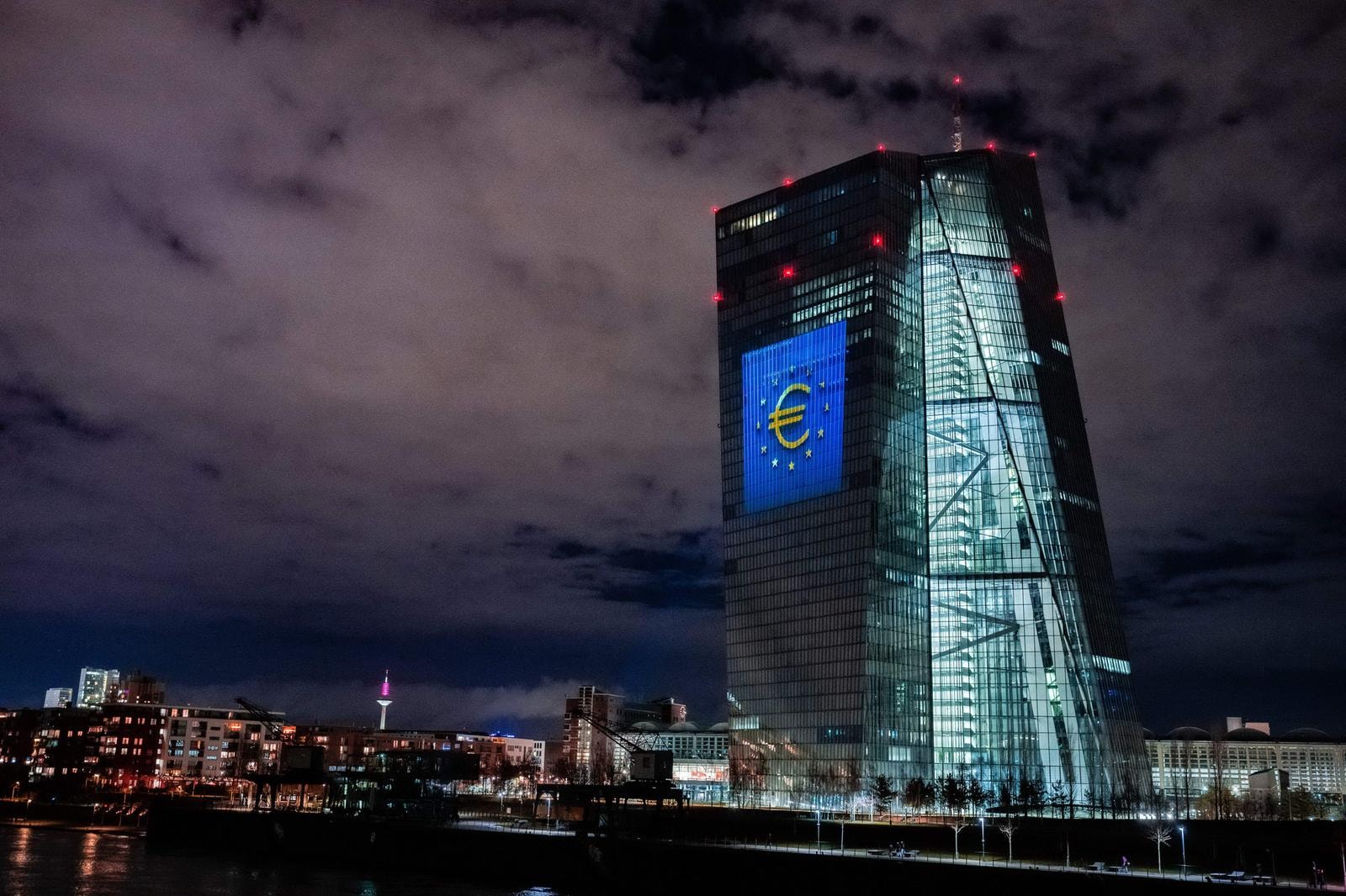 Basta temporaggiare: sui tassi la Bce deve muoversi in anticipo