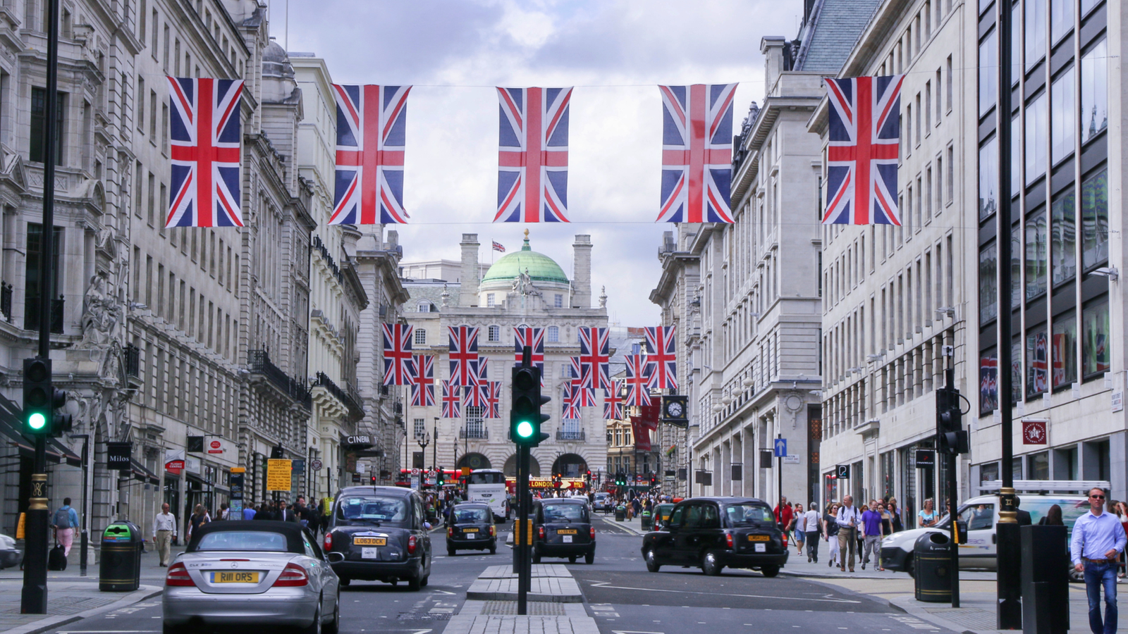 La Bank of England taglia i tassi di interesse dal 5,25% al 5%