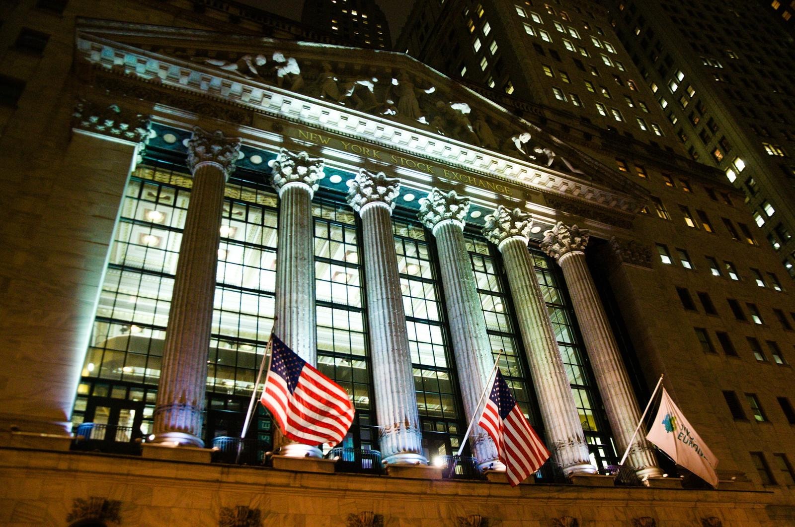 La diretta da Wall Street | Borse Usa in profondo rosso: Nasdaq -3,4%. Google perde una causa intentata dal dipartimento di Giustizia Usa
