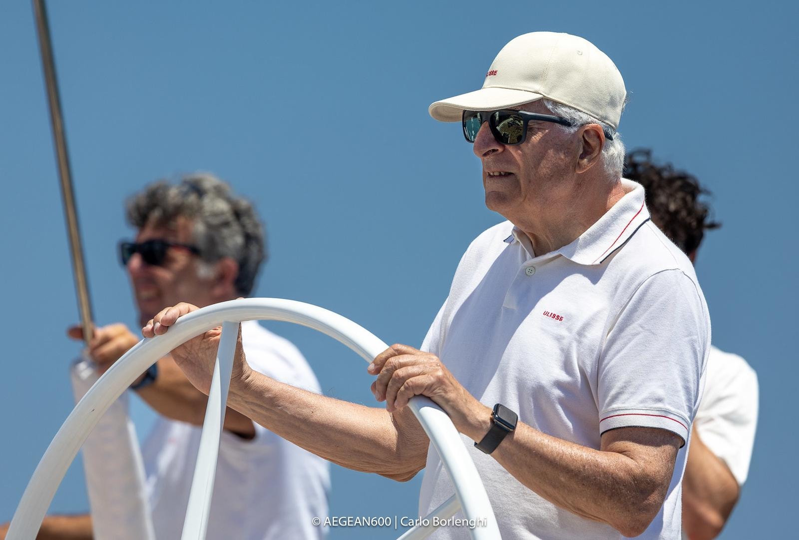 Patrizio Bertelli al timone dell'Ulisse