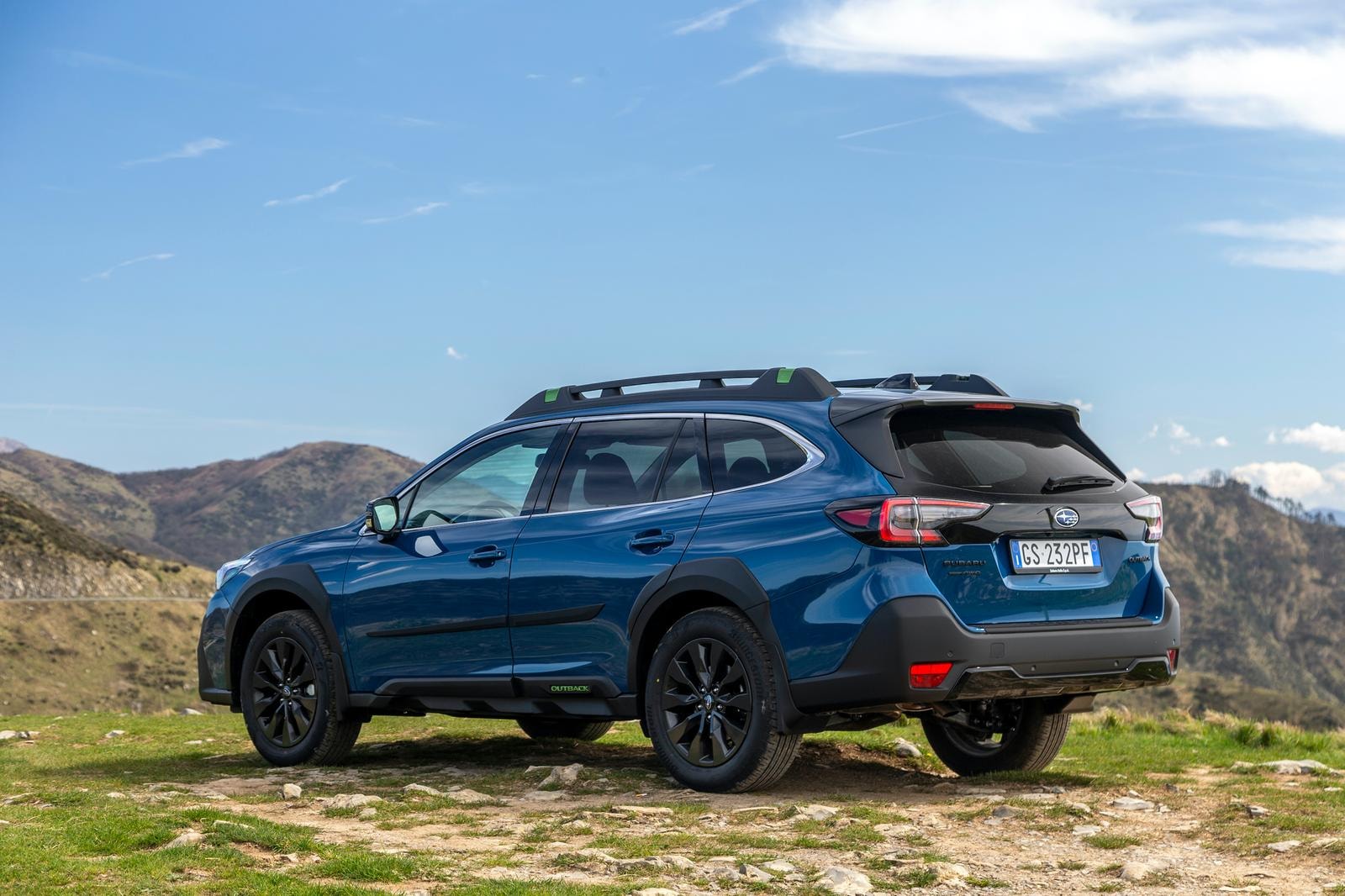 Trentenne in gran forma. Subaru Outback continua a stupire