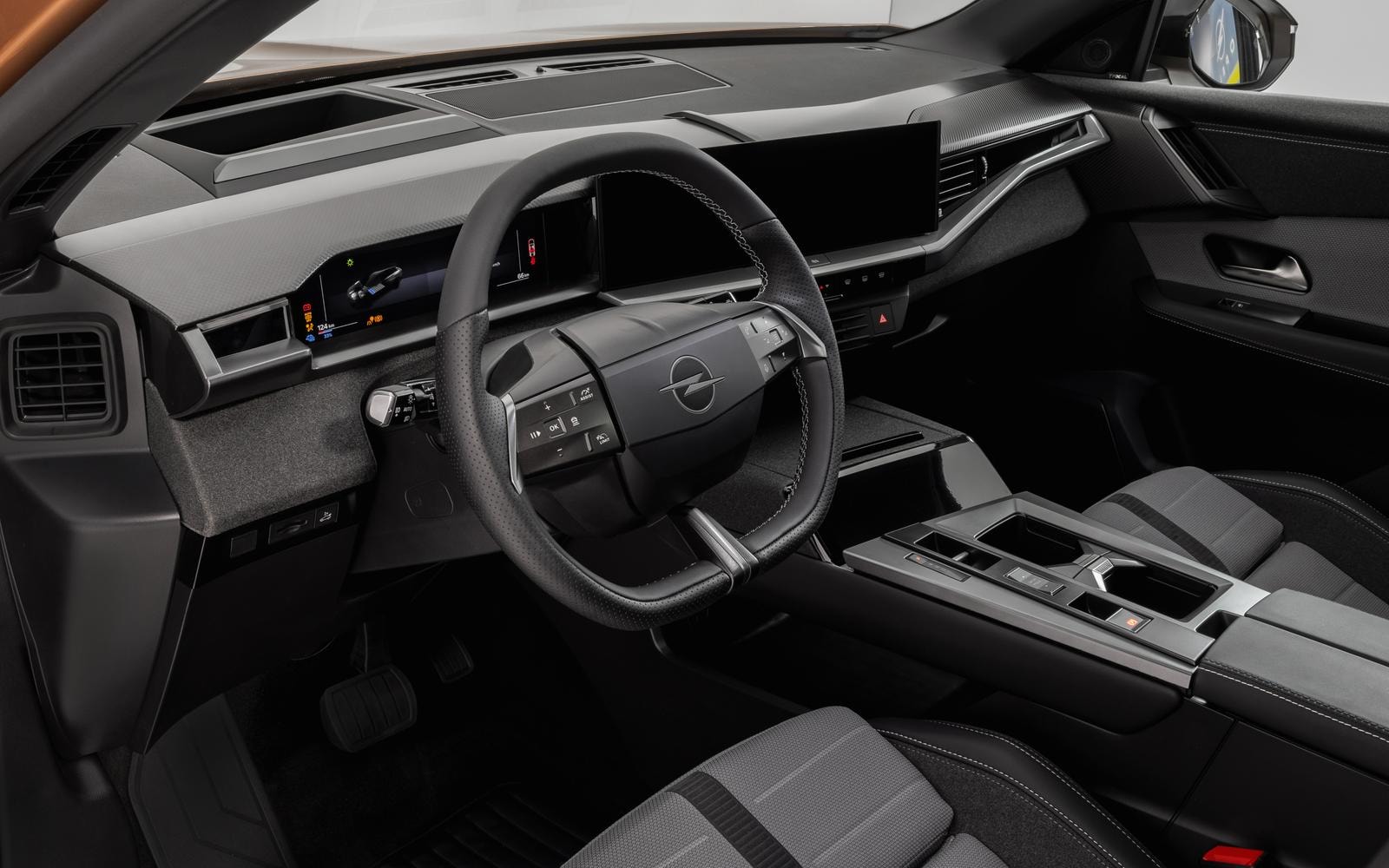 Opel reinventa Grandland: elettrificazione e innovazione dal cuore della Germania