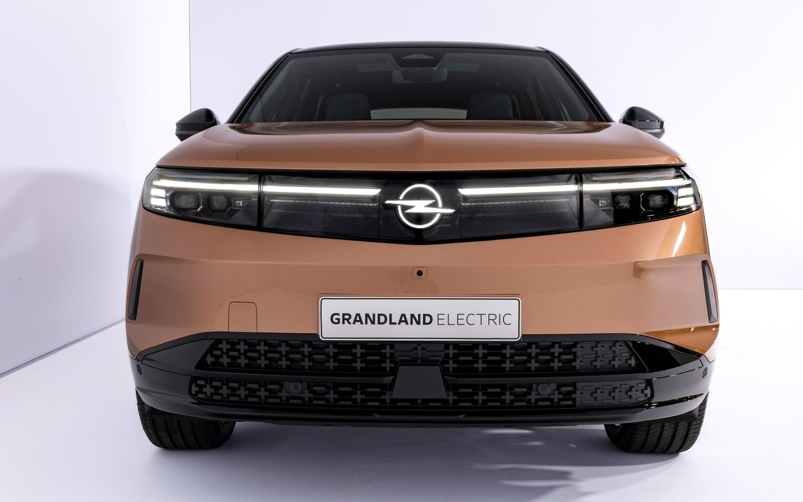 Opel reinventa Grandland: elettrificazione e innovazione dal cuore della Germania