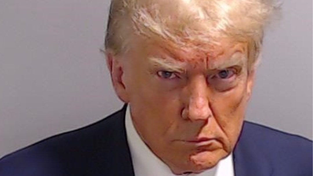 La foto segnaletica di Donald Trump