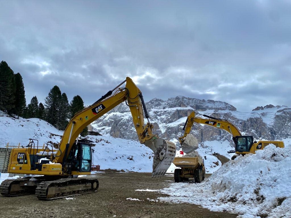 CATERPILLAR CAT MEZZI MACCHINE MACCHINA PESANTI PESANTE  MACCHINARI  EDILI RUSPA SCAVATORE