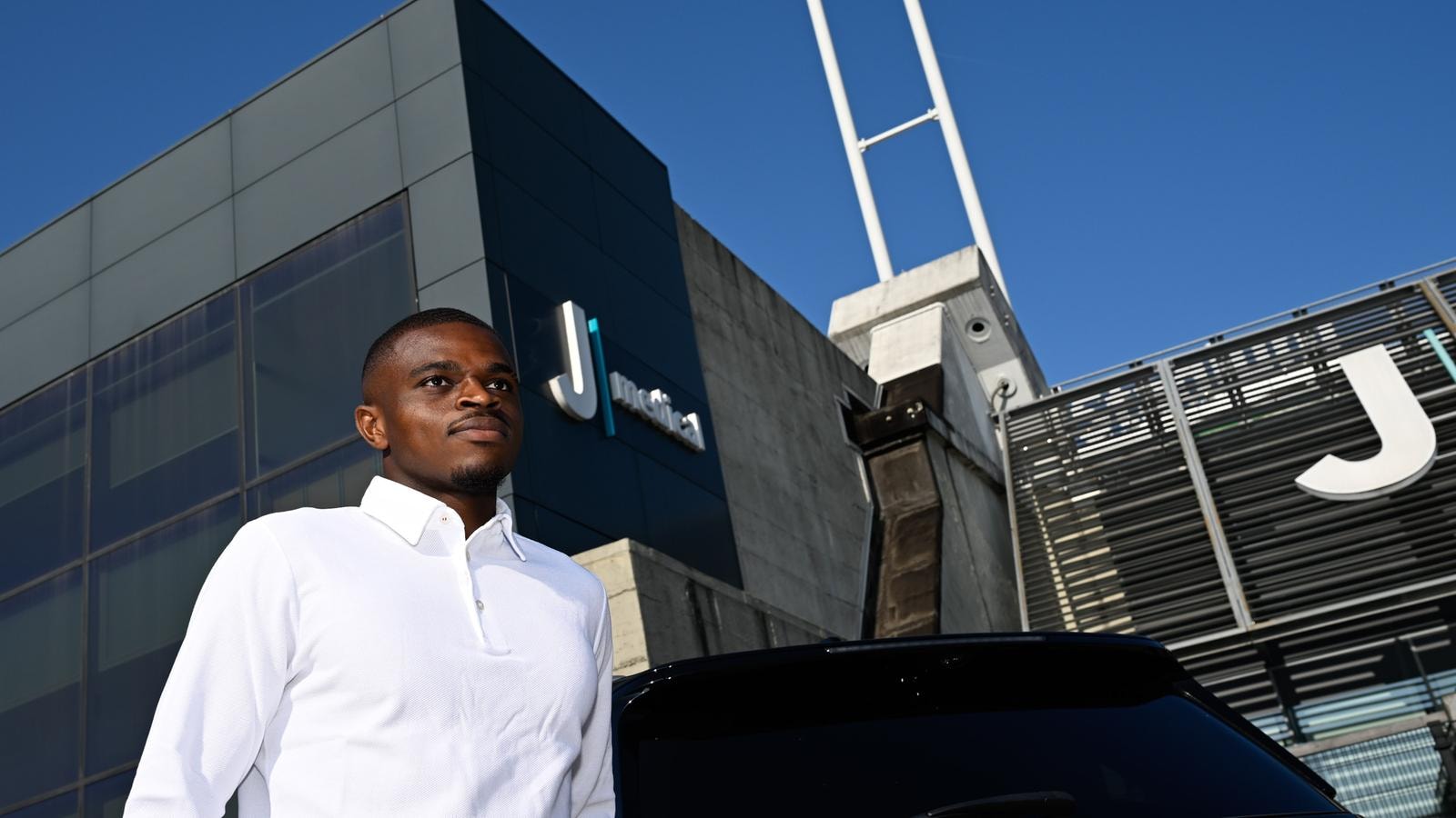 Juventus, il calciomercato fa bene in borsa: il titolo scatta dopo l’arrivo di Kalulu ma poi ritraccia. Gli altri possibili acquisti 