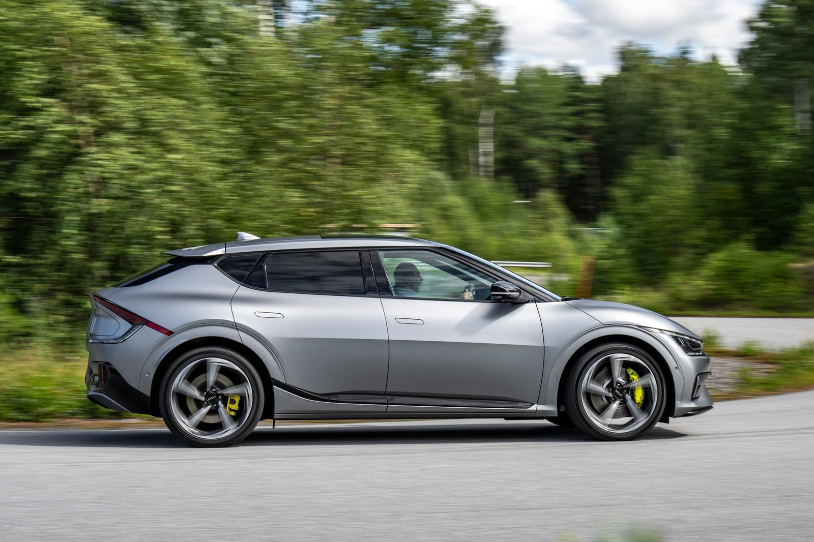 Granturismo a elettroni per vere emozioni