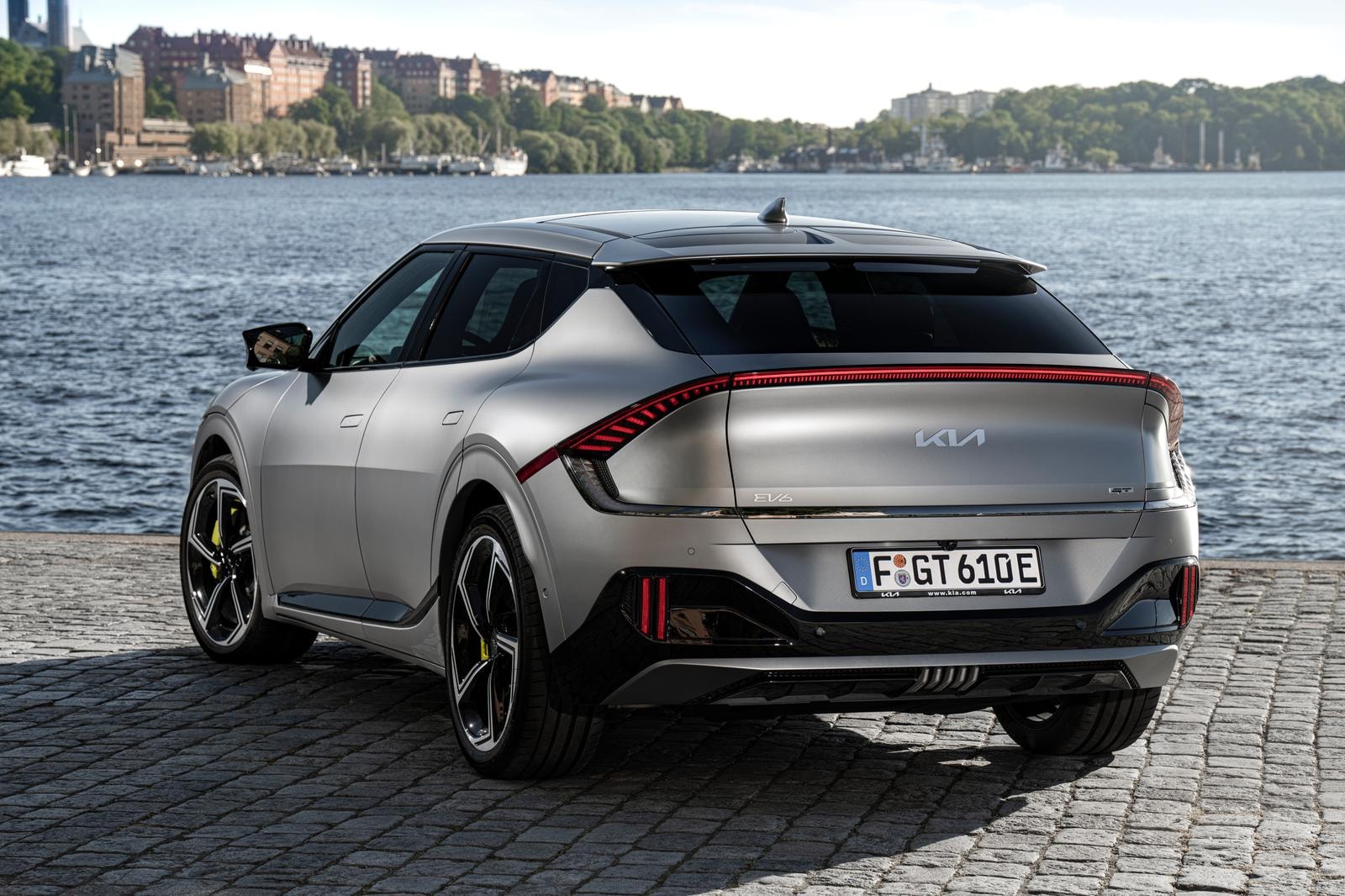 Granturismo a elettroni per vere emozioni