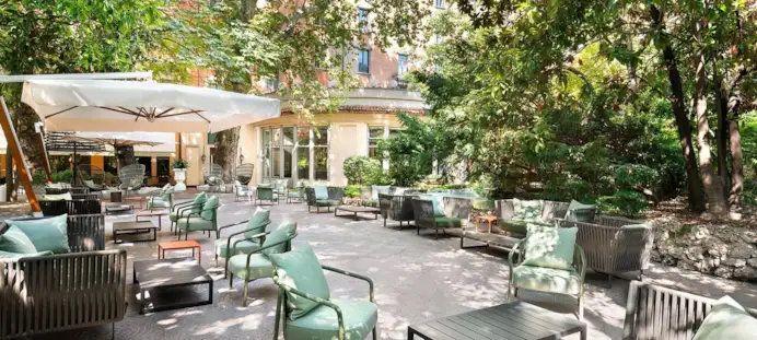 All’aperto, ma non troppo… i migliori ristoranti di Milano per prolungare l’estate