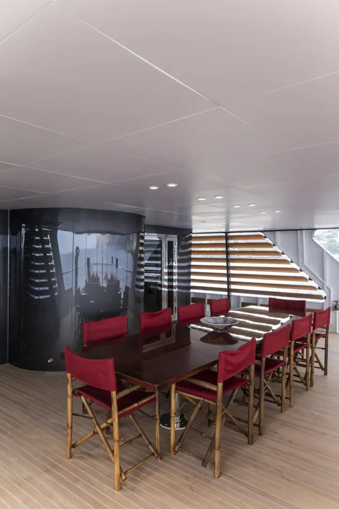 Nauta Design firma il refit di Masquenada, explorer yacht di Pier Luigi Loro Piana