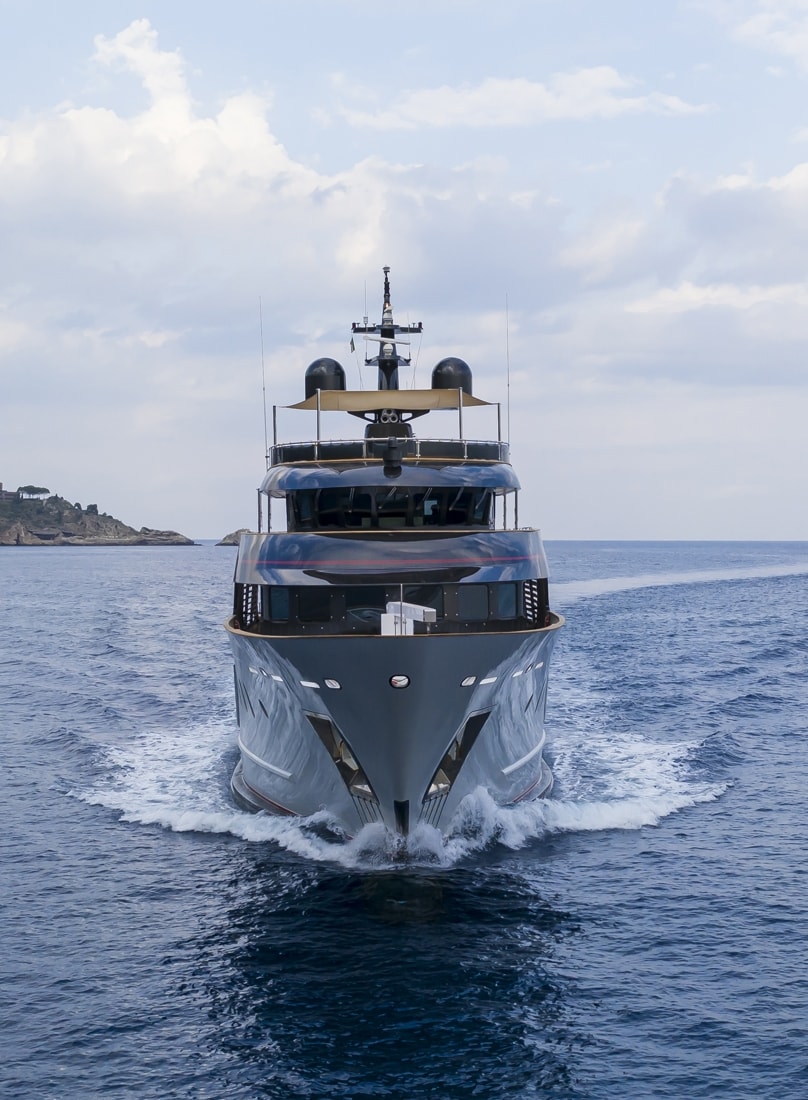 Nauta Design firma il refit di Masquenada, explorer yacht di Pier Luigi Loro Piana