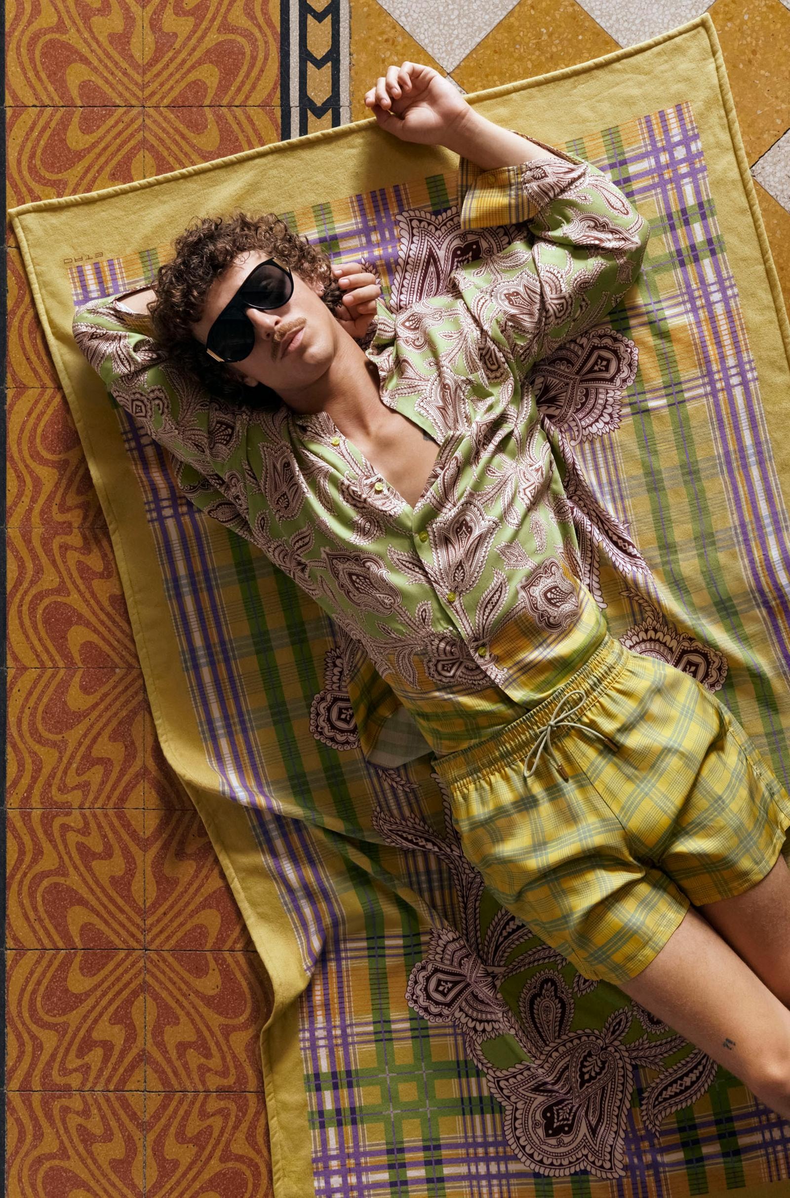 Un look Etro summer 2025 (courtesy Etro)