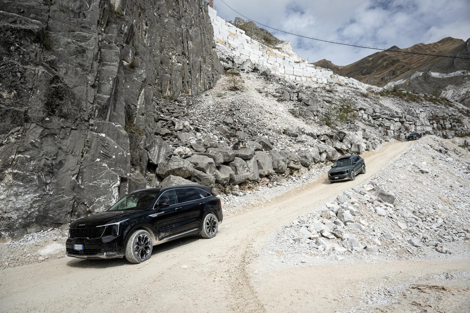 Sorento &egrave; il Suv di Kia che ridefinisce comfort per 7, innovazione e robustezza su tutti i terreni (proprio tutti)