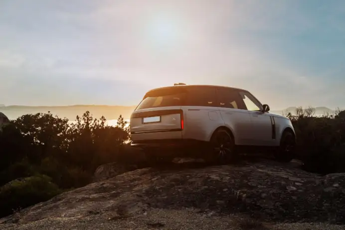 Range Rover SV