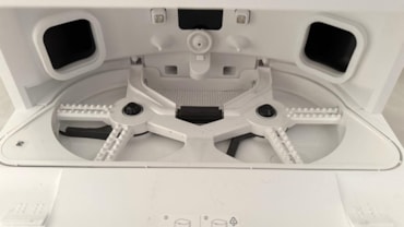 Dreame L40 Ultra, pavimenti puliti e lavati anche negli angoli con l’AIDreame L40 Ultra, pavimenti puliti e lavati anche negli angoli con l’AIDreame L40 Ultra, pavimenti puliti e lavati anche negli angoli con l’AI
