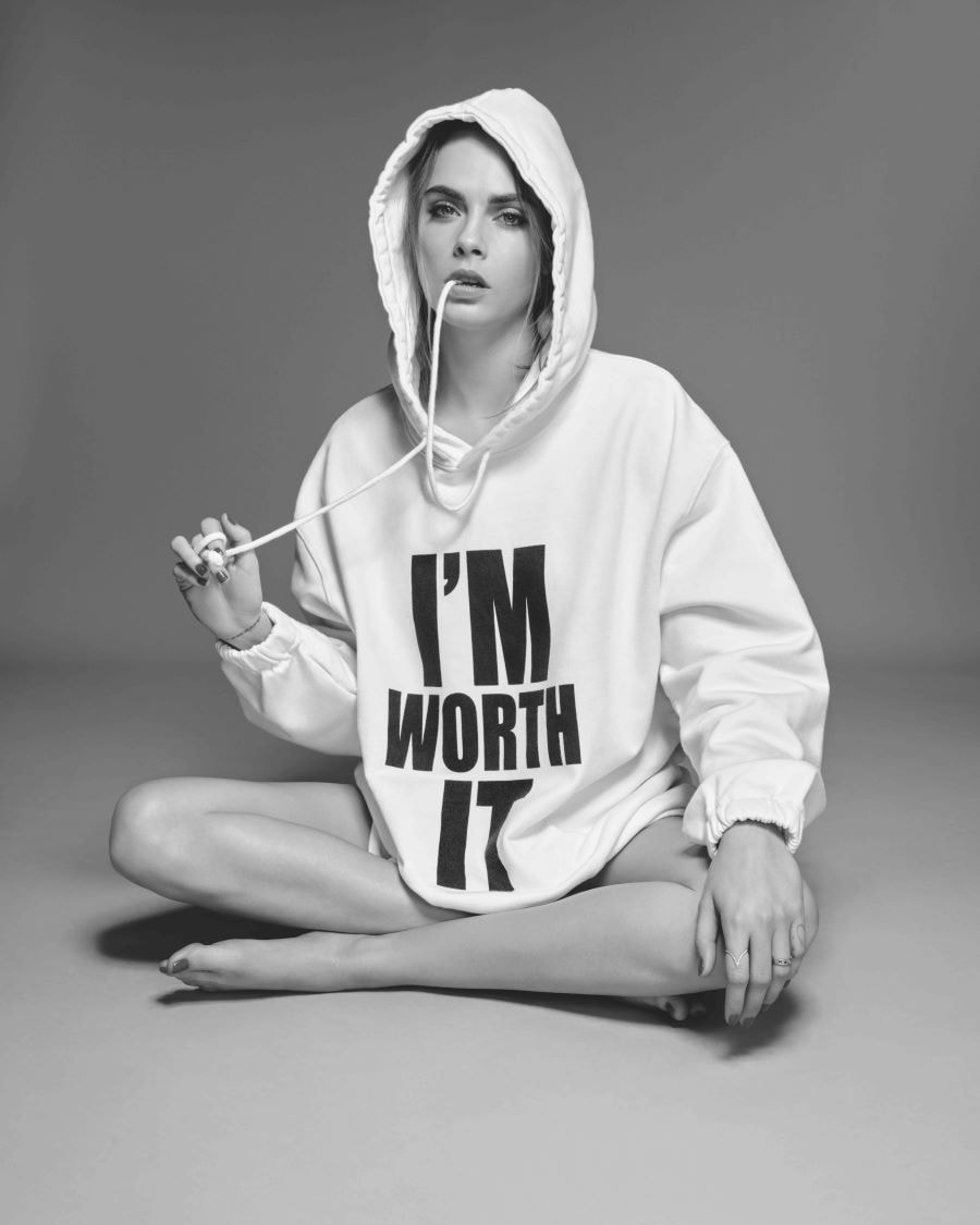 Cara Delevingne (courtesy L'Oréal Paris)