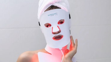 La maschera Led Viso PRO di NooanceLa Nourished Maschera Led a sette colori