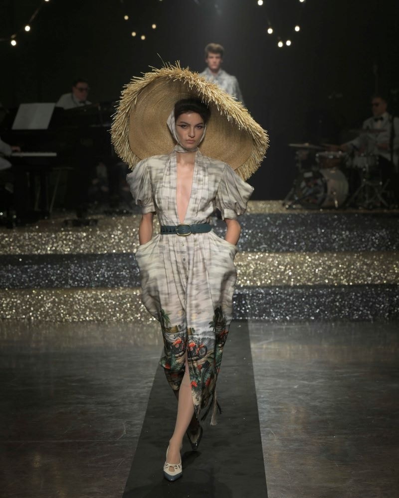 Un look Antonio Marras spring-summer 2025 (ph Francesc ten/MFF)