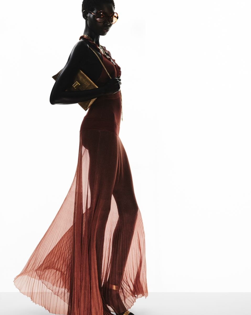 Un look Tom Ford spring-summer 2025 (courtesy Tom Ford)