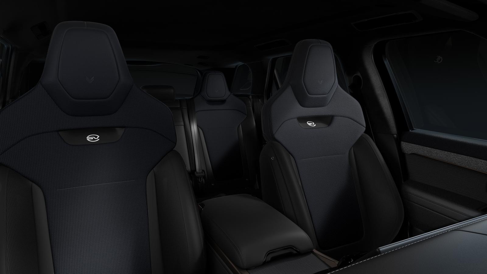 Range Rover Sport SV. L’eleganza celestiale ridefinita in 5 pezzi unici