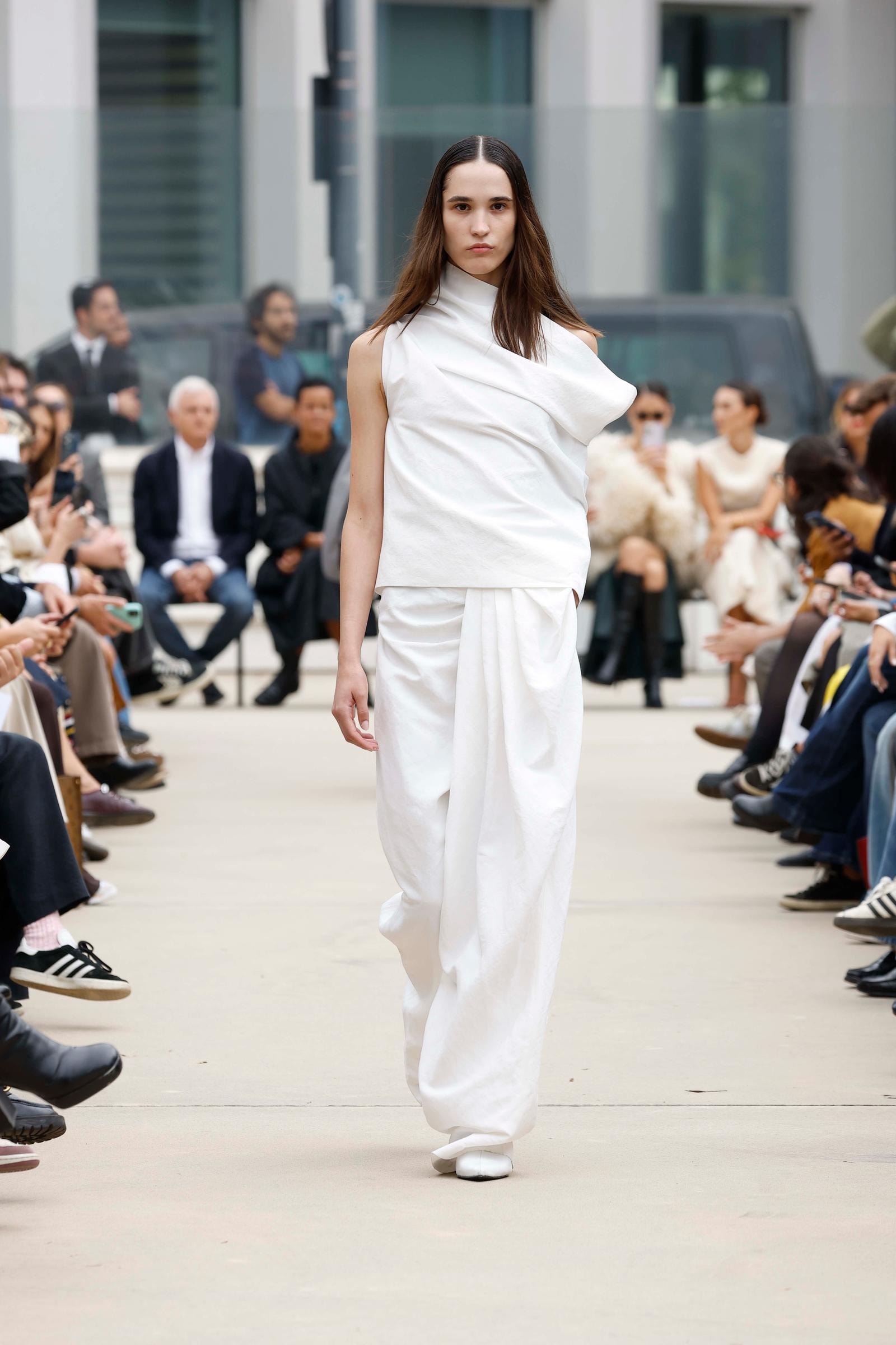 Un look Calcaterra (ph. Francesc Ten/MFF)