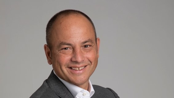 Un ritratto di Roberto De Santis (courtesy Roc skincare)