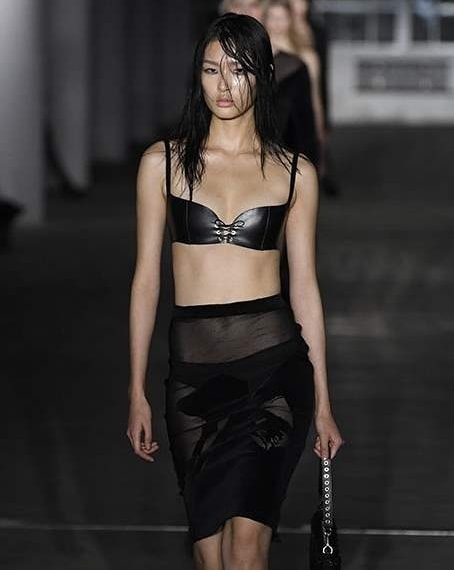 Un look Ludovic de Saint Sernin fall-winter 2024/25 (courtesy Ludovic de Saint Sernin)