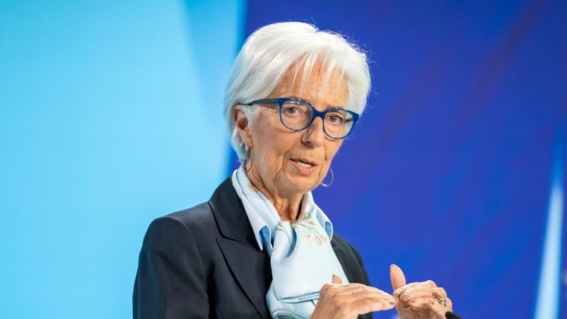 Tassi, la Bce pu&ograve; tagliare i tassi anche a ottobre. Si riapre la partita dopo il calo degli indici Pmi
