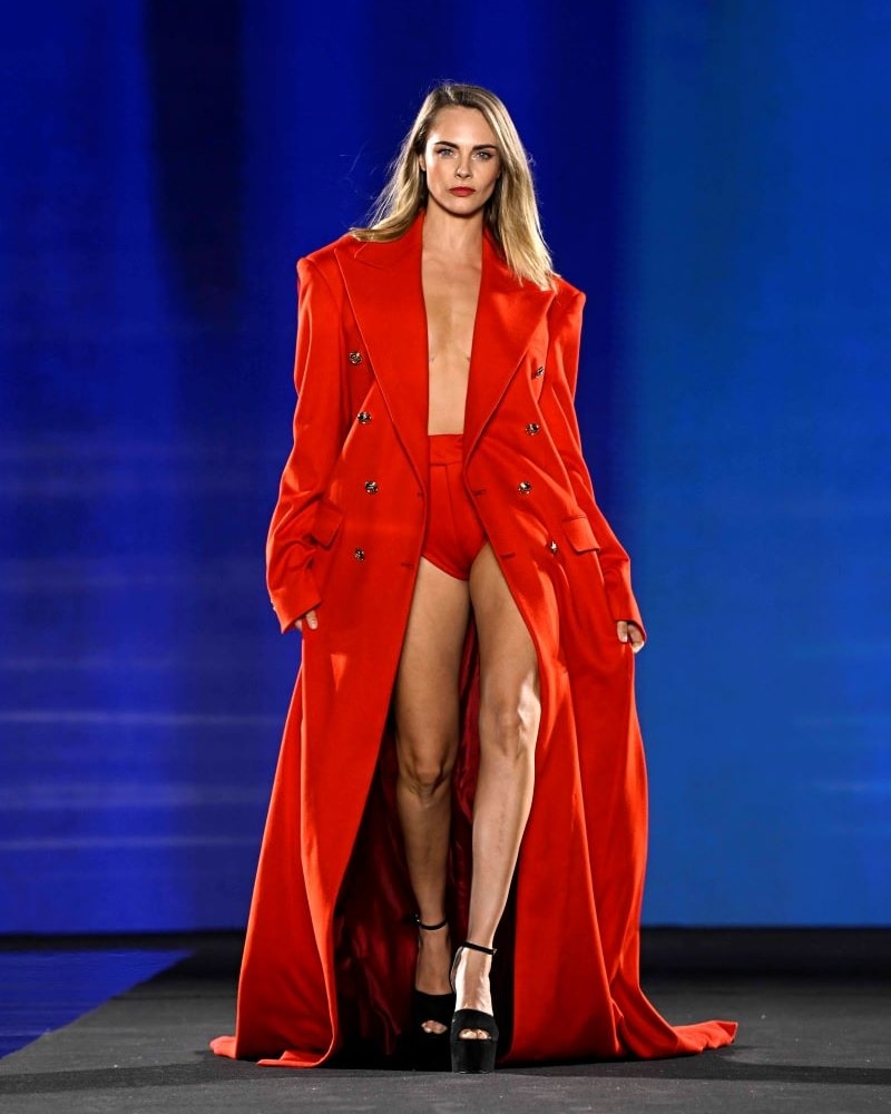 Cara Delevigne in L'Oréal Paris spring-summer 2025 (courtesy L'Oréal Paris)