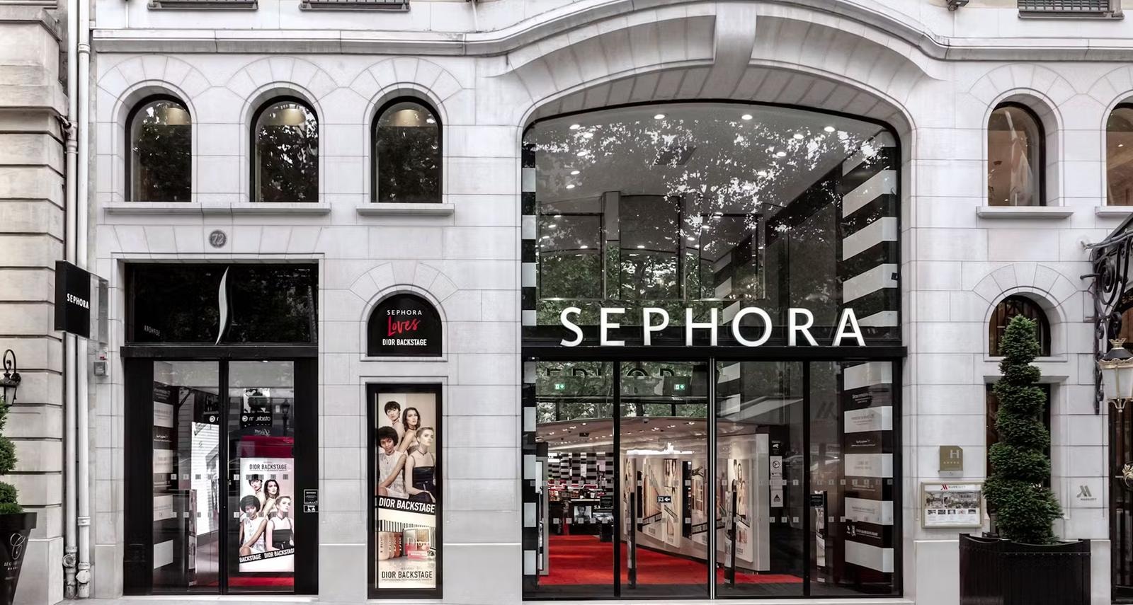Uno store Sephora (ph Lvmh official website)