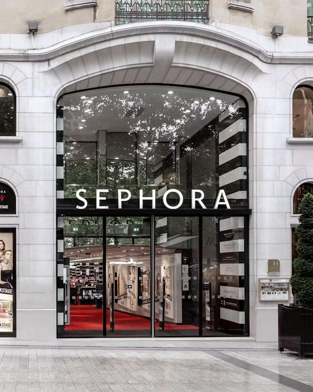 Uno store Sephora (ph Lvmh official website)