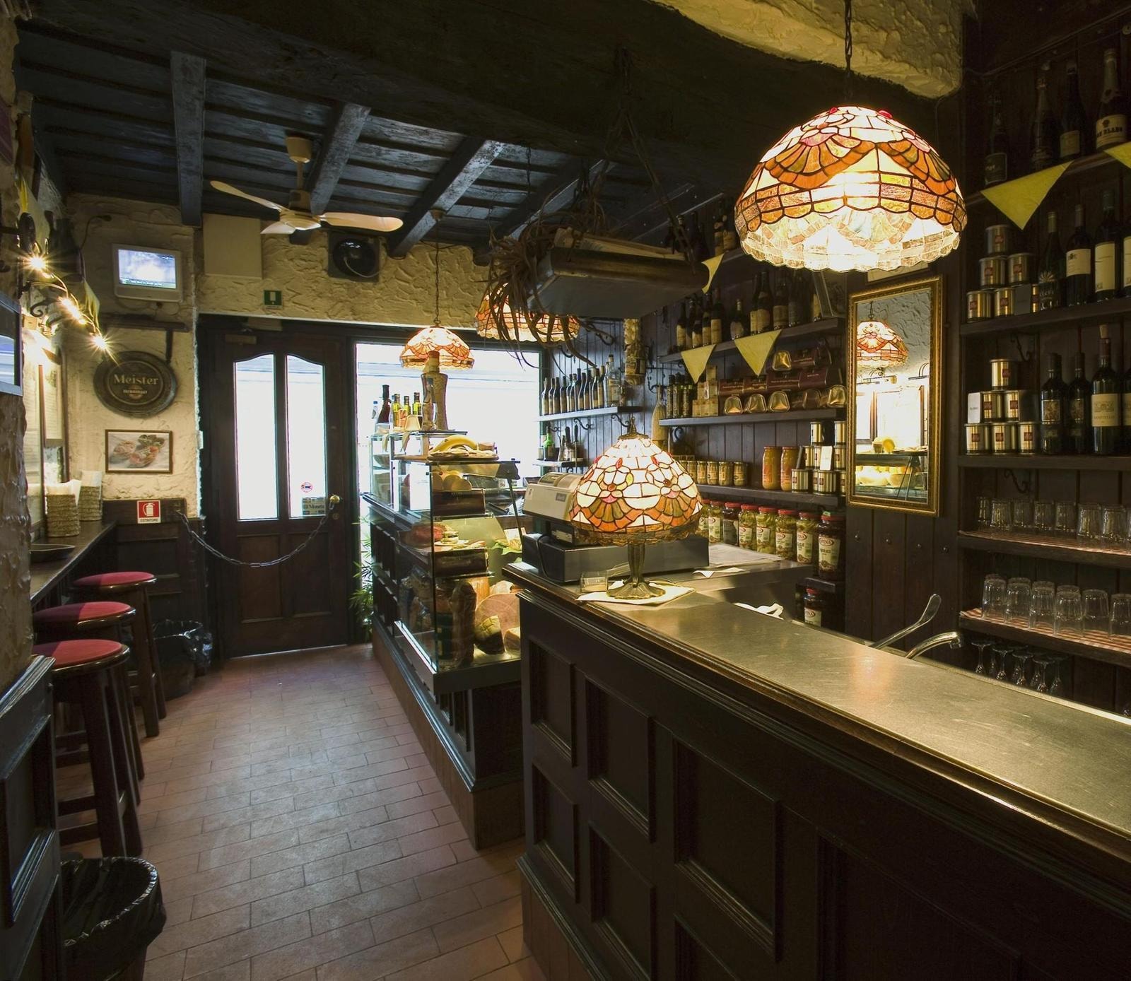 De Santis in corso Magenta.