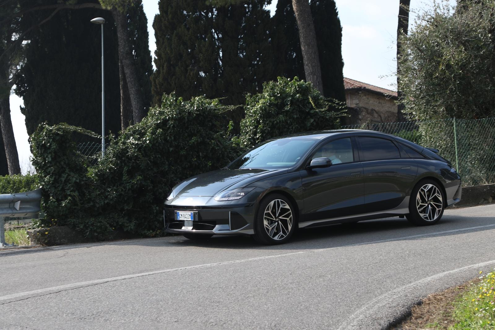 Hyundai Ioniq 6. Un’eccellenza aerodinamica nel mondo delle berline elettriche