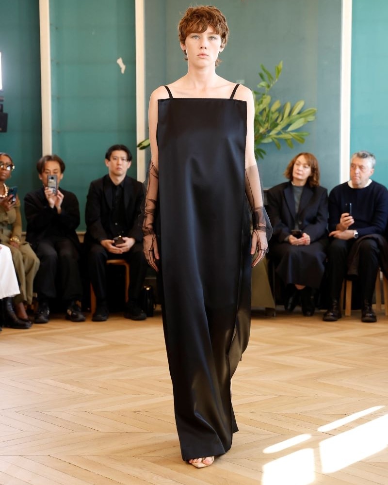 Un look Carven (ph Francesc Ten/MFF)
