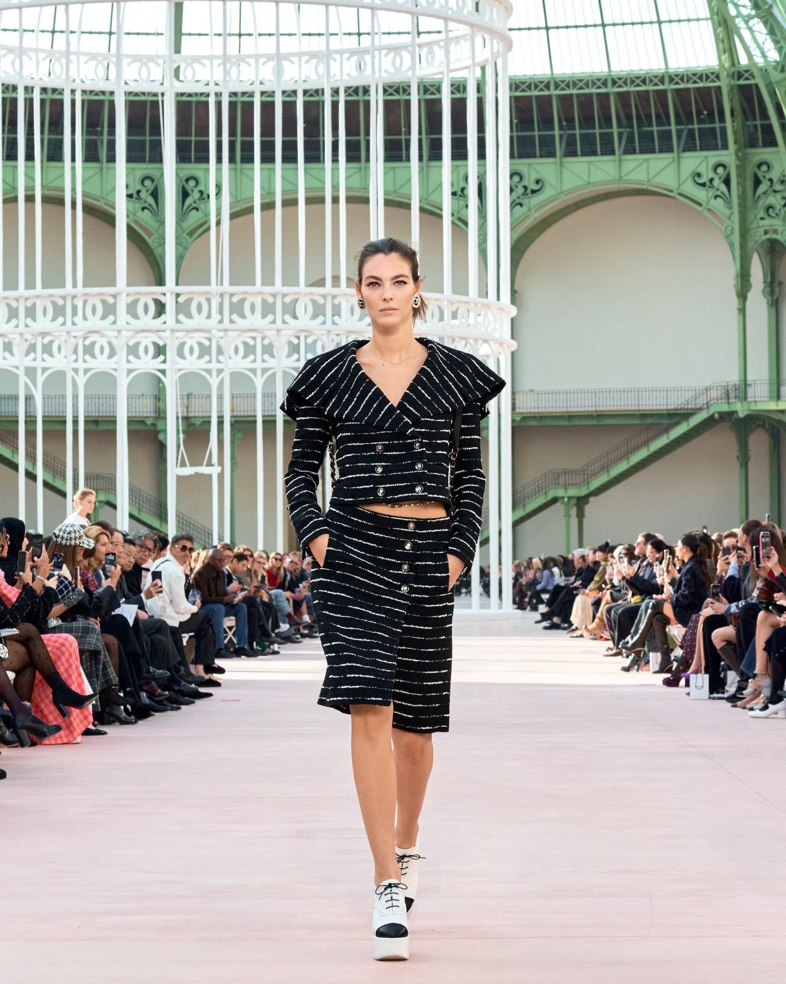 Vittoria Ceretti in Chanel spring-summer 2025 (ph Francesc Ten/MFF)