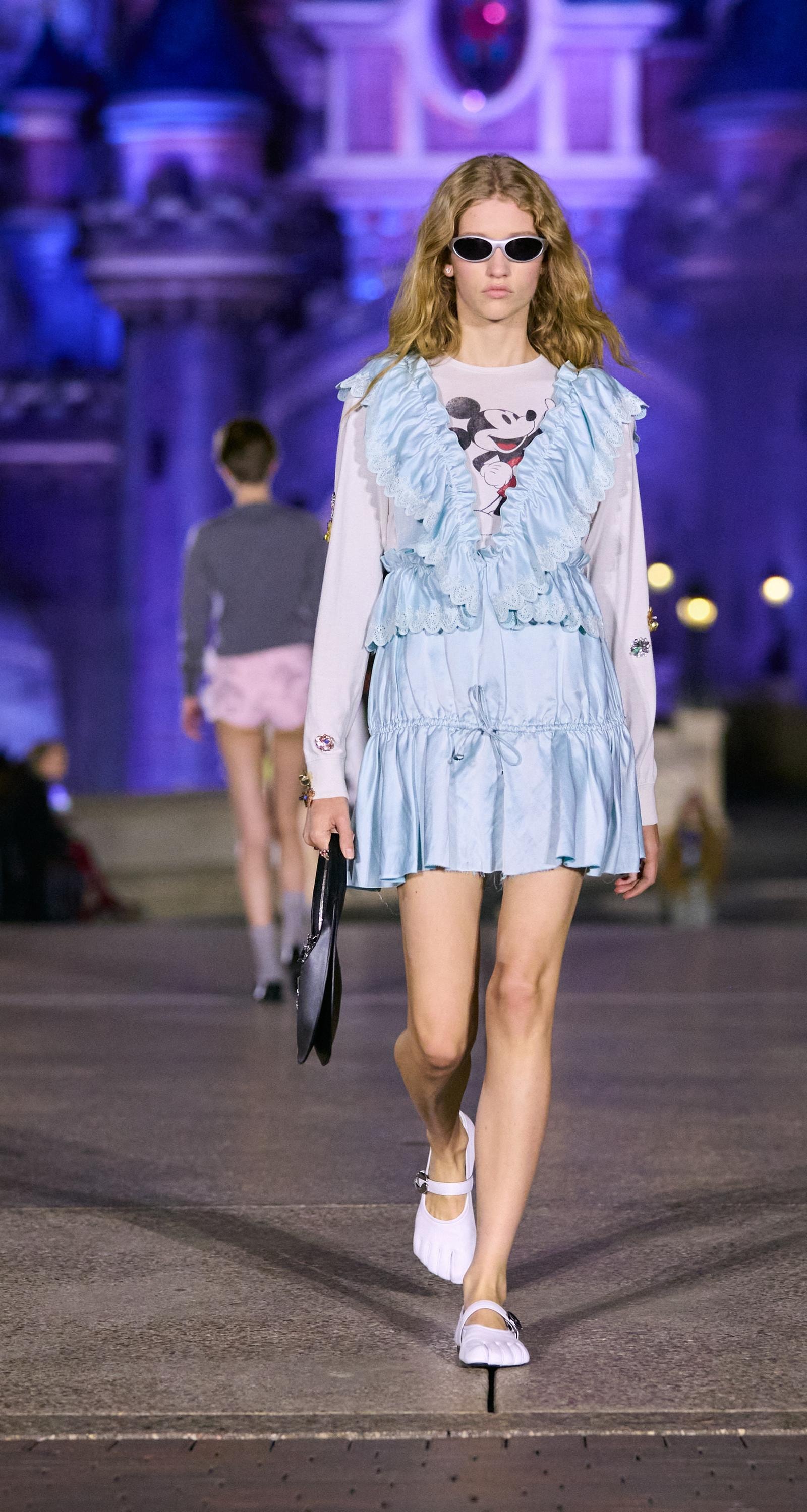 Un look Coperni spring-summer 2025 (ph Luca Tombolini, courtesy Coperni)