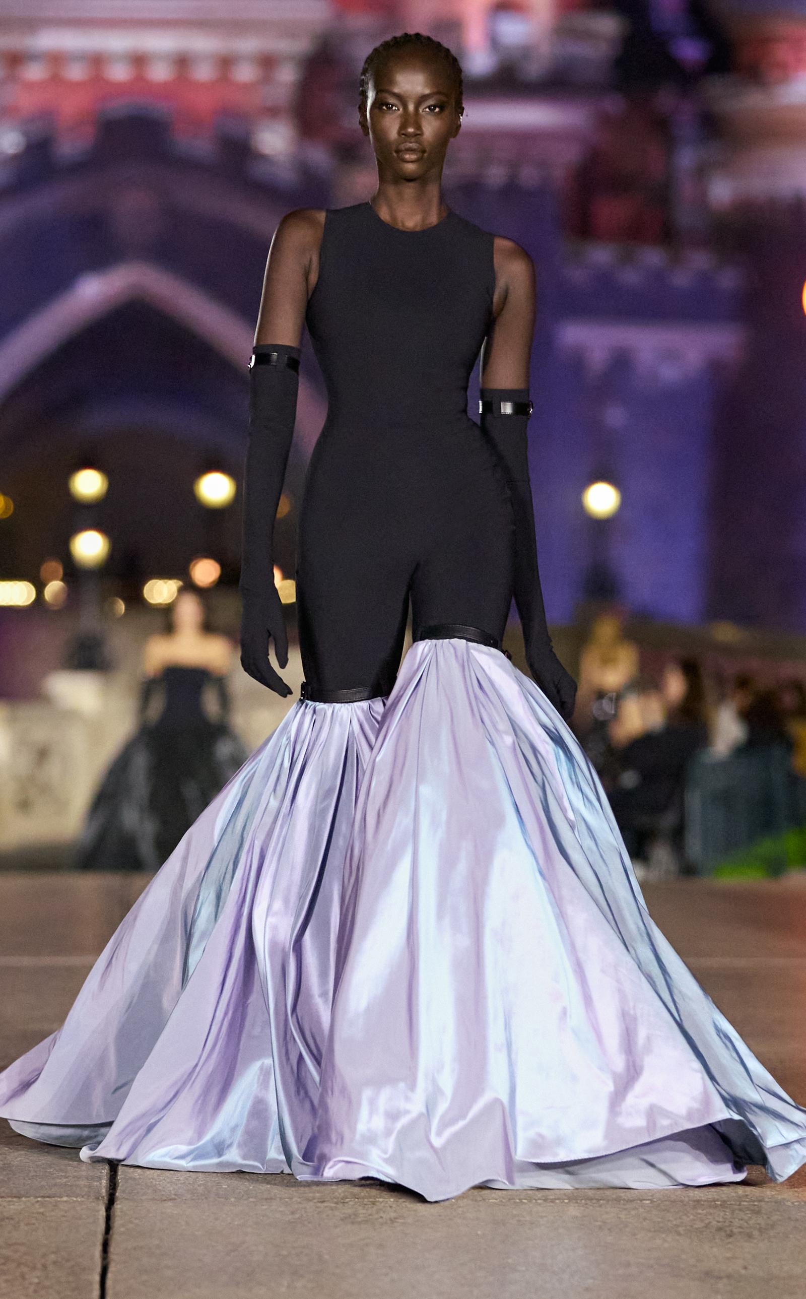 Un look Coperni spring-summer 2025 (ph Luca Tombolini, courtesy Coperni)