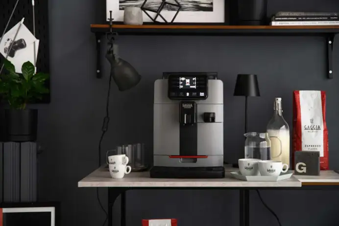 Cadorna Moonlight Grey di Gaggia Milano con la nuova funzione Over Ice Coffee.