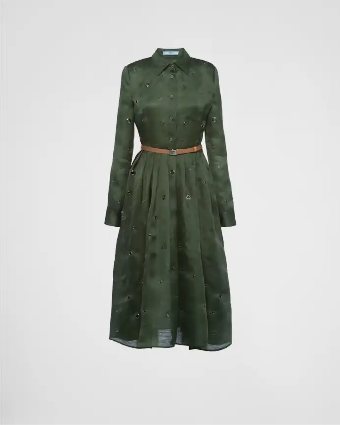 Pantone verde oliva. Il colore per l’autunno